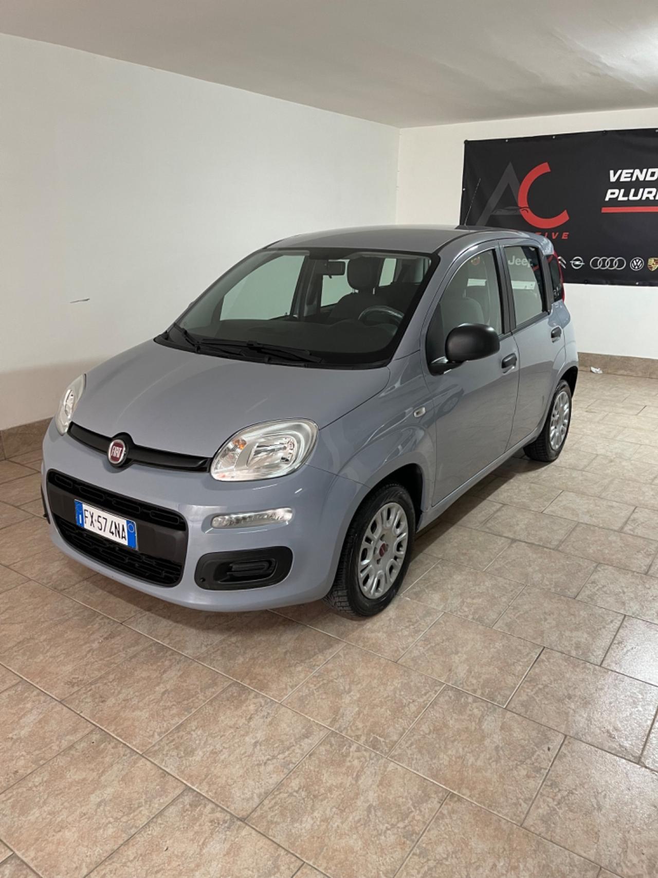 Fiat Panda 1.2 Connected by Wind