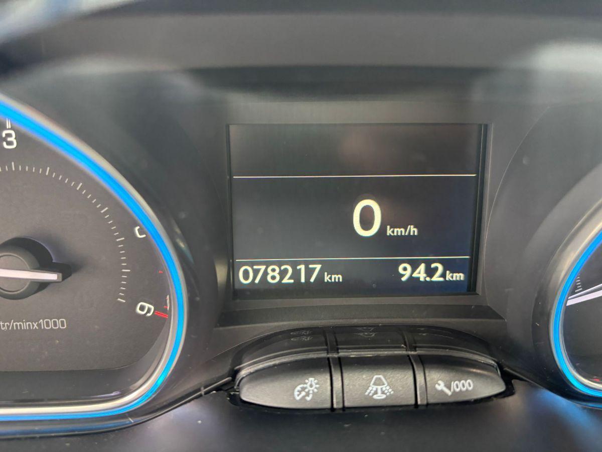 PEUGEOT 2008 1.6 BlueHDi 120CV S&S Allure