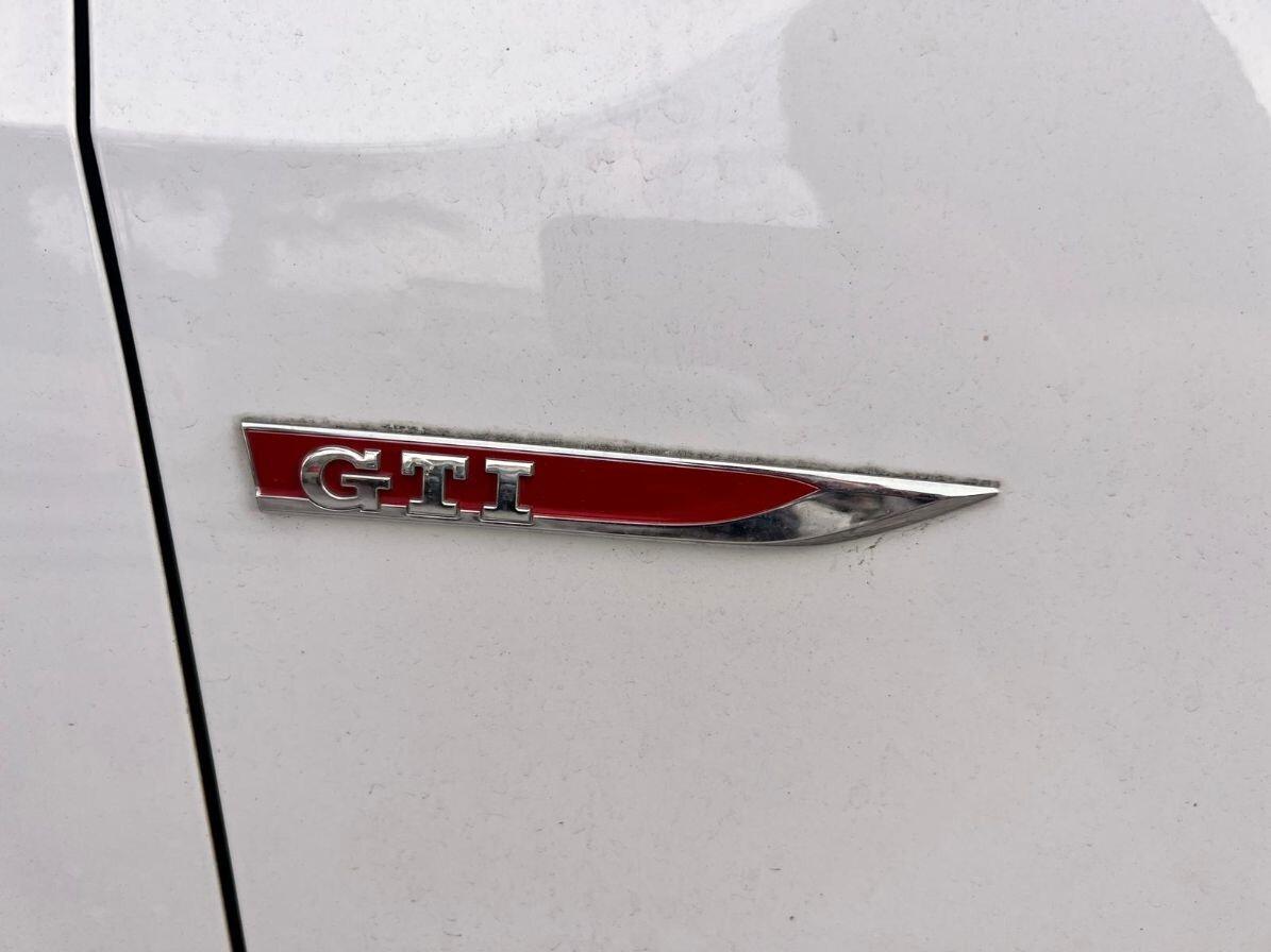Volkswagen up! 1.0 TSI 5p. up! GTI BlueMotion Technology