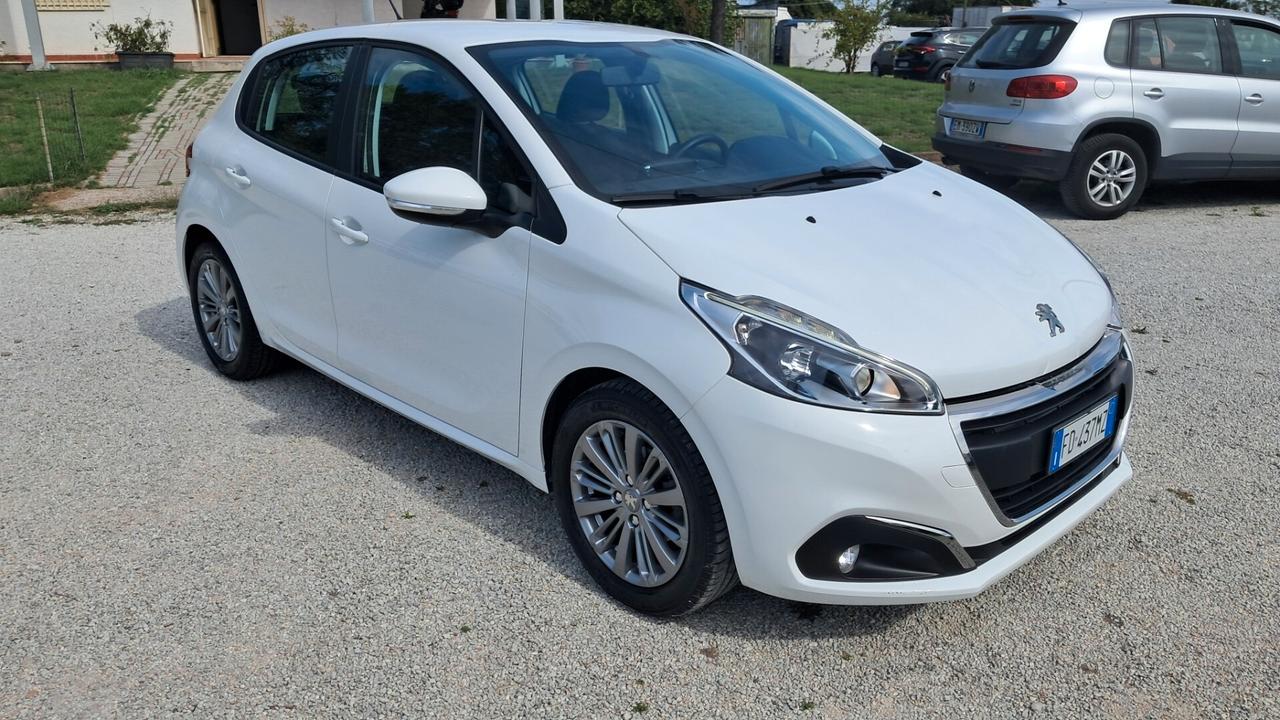 Peugeot 208 1200 5 porte Active