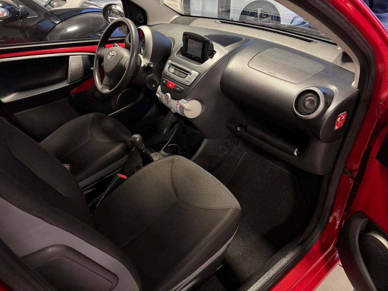 Toyota Aygo 1.0 12V VVT-i 5 porte Active Connect