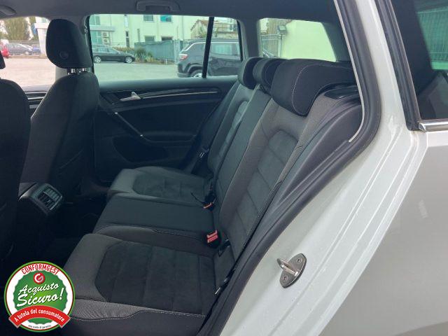 VOLKSWAGEN Golf Variant 1.4 TGI Executive BlueMotion