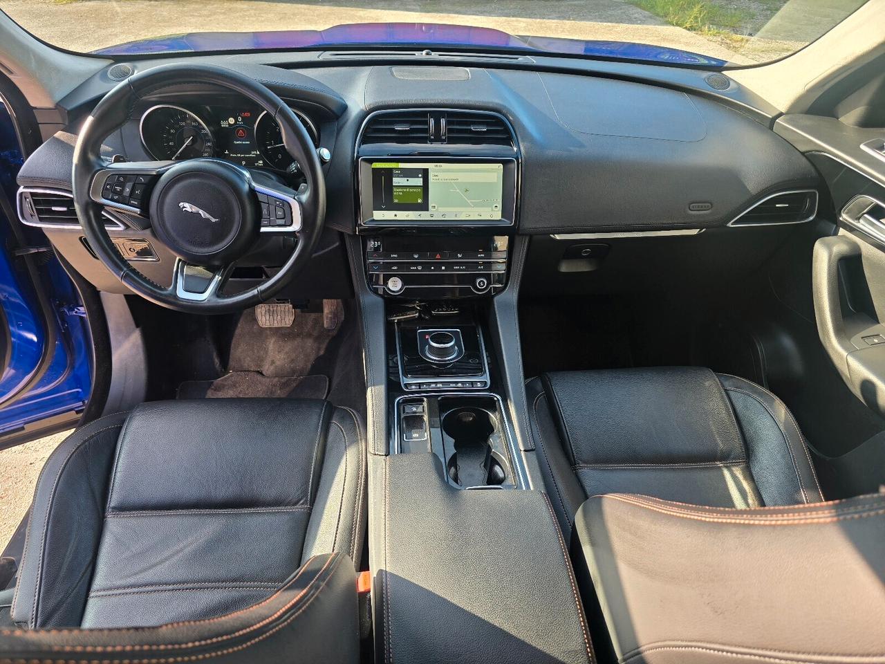 Jaguar F-Pace 2.0 D 180 CV AWD aut. Prestige
