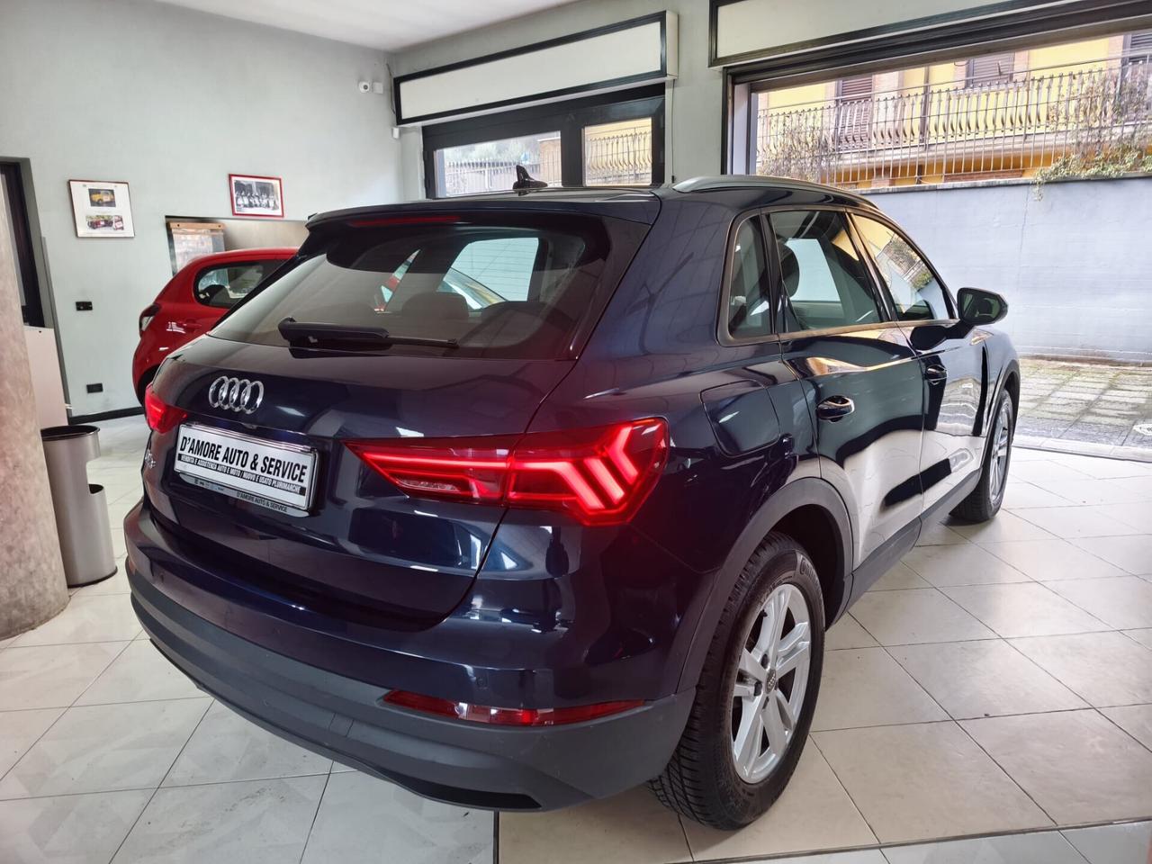 Audi Q3 35 TDI S tronic Business Advanced 64000km!!!