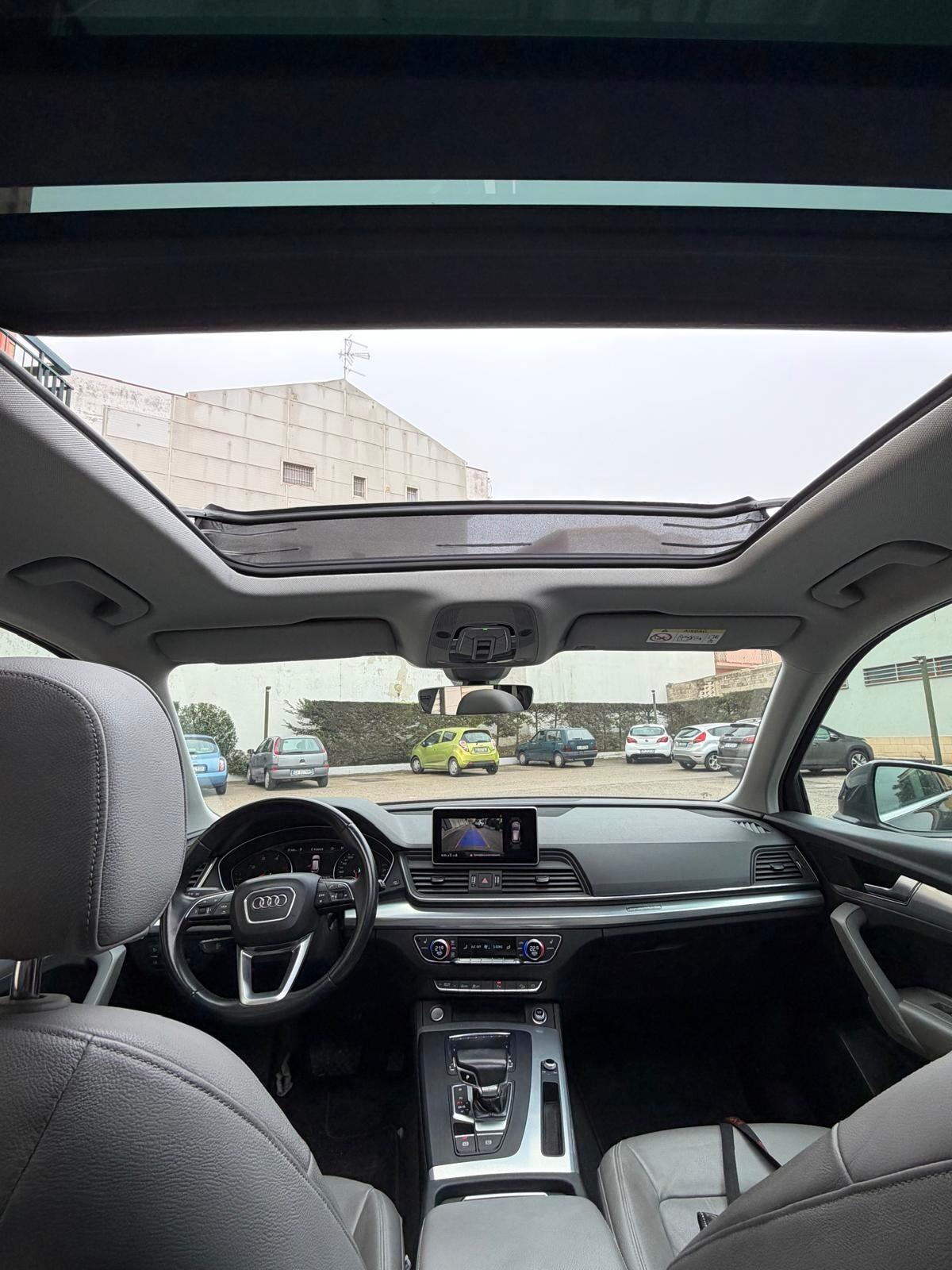 Audi Q5 35 TDI quattro S tronic Business Design