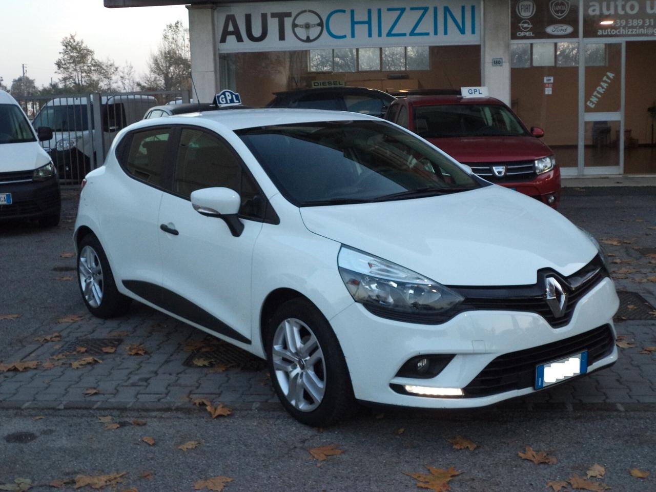 Renault Clio TCe 12V 75 CV 5 porte Generation OK NEOPATENTATI