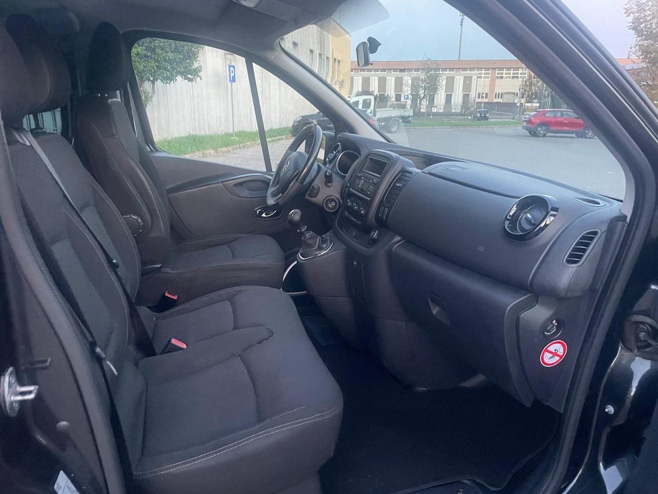 Opel Vivaro 27 1.6 BiTurbo S&S EcoFLEX PC-TN Combi 9 Posti 2015