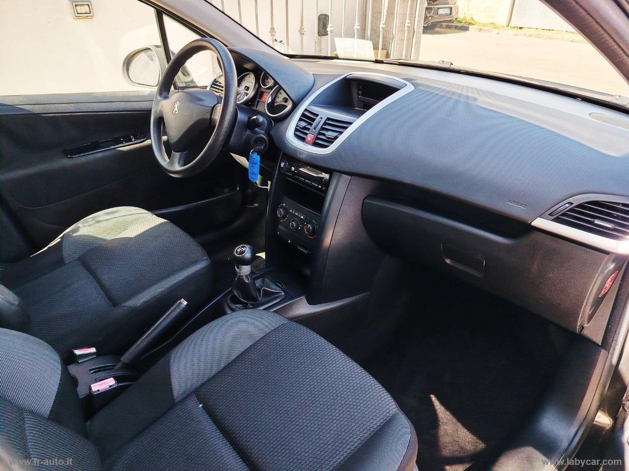 PEUGEOT 207 1.4 HDi 70 CV 5p. X Line