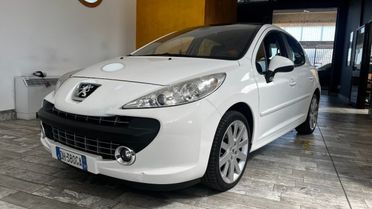PEUGEOT 207 1.6 THP 150CV 5p. Féline