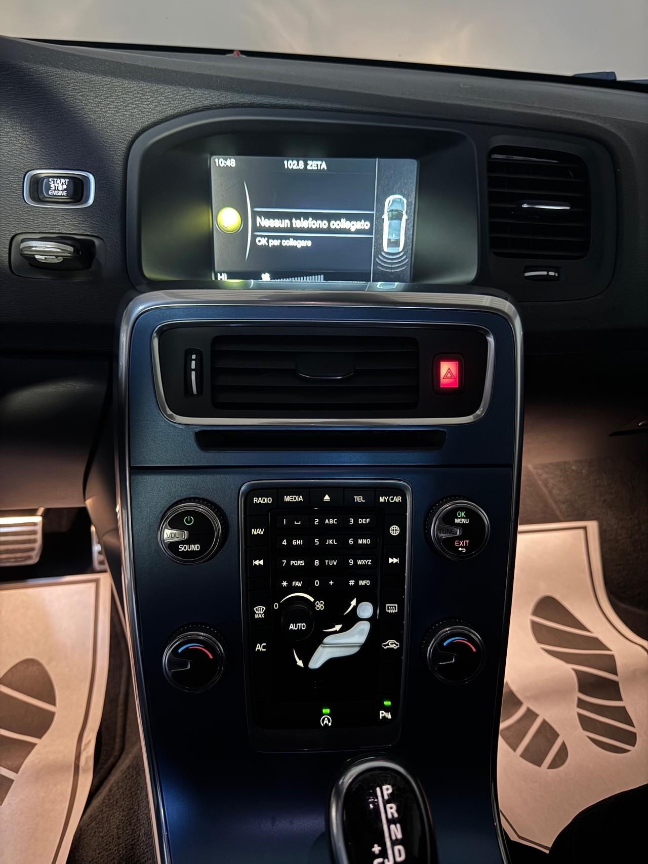 Volvo S60 CAMBIO AUTOMATICO ADATTA A NEOPATENTATI