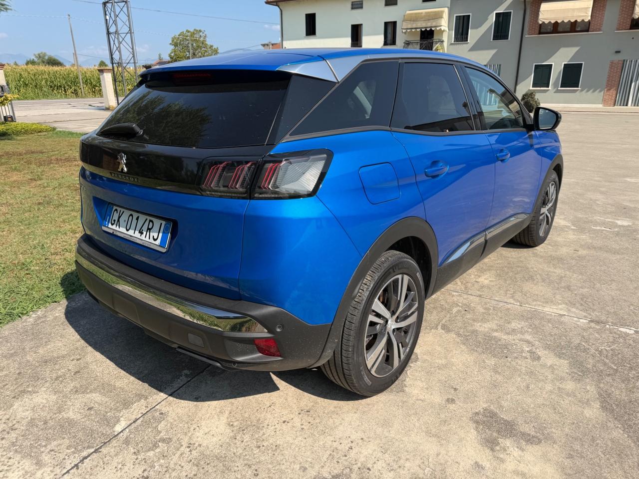 Peugeot 3008 BlueHDi 130 S&S EAT8 Allure