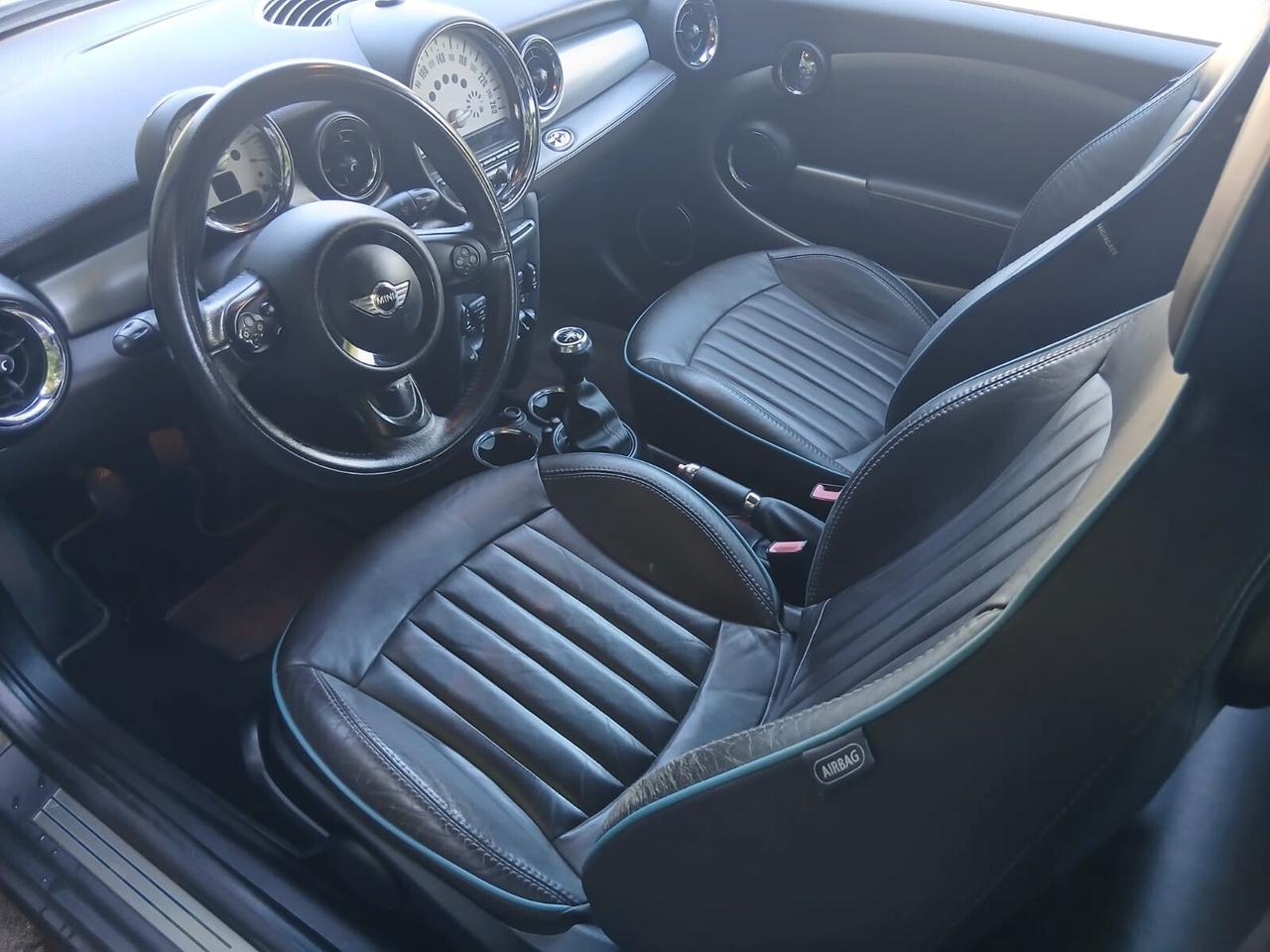 Mini Cooper Coupe 1.6 Coupé