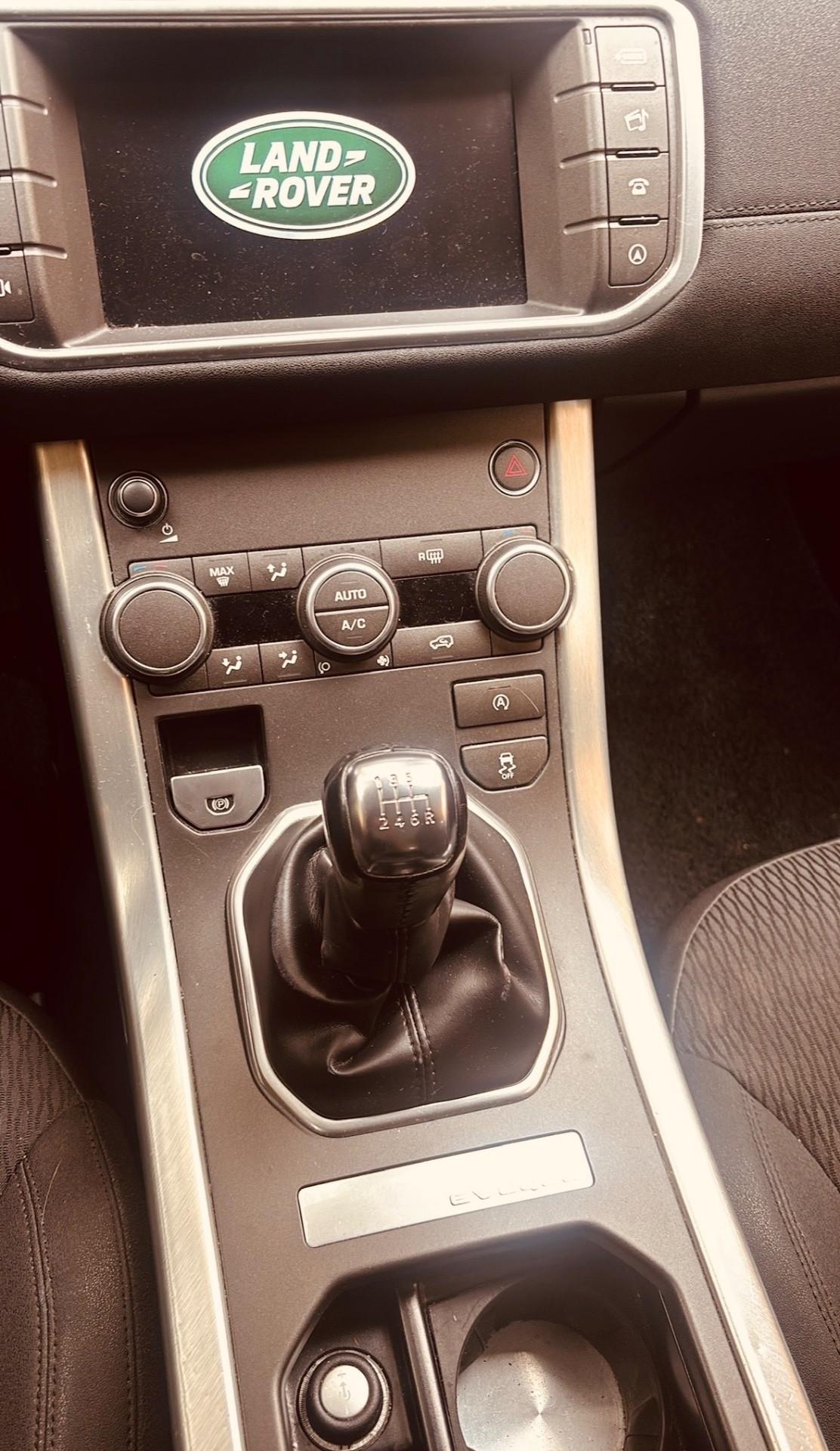 Land Rover Range Evoque 2.0 TD4 150 CV 5p. Pure