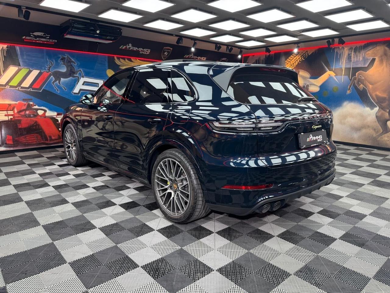 Porsche Cayenne 3.0 V6 E-Hybrid Platinum Edition (119)