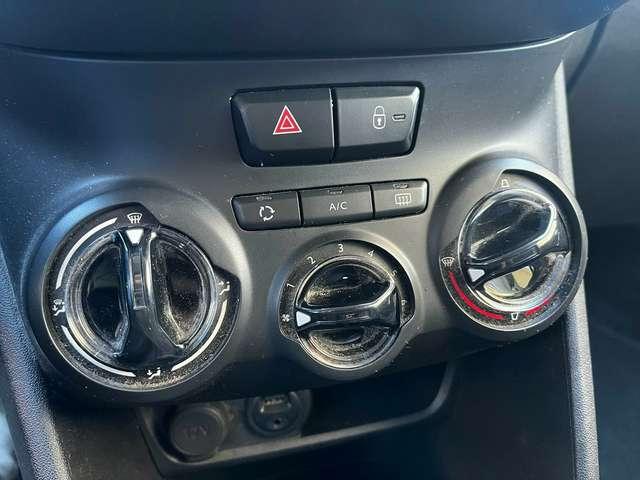 Peugeot 208 208 I 5p 1.2 puretech Active 82cv