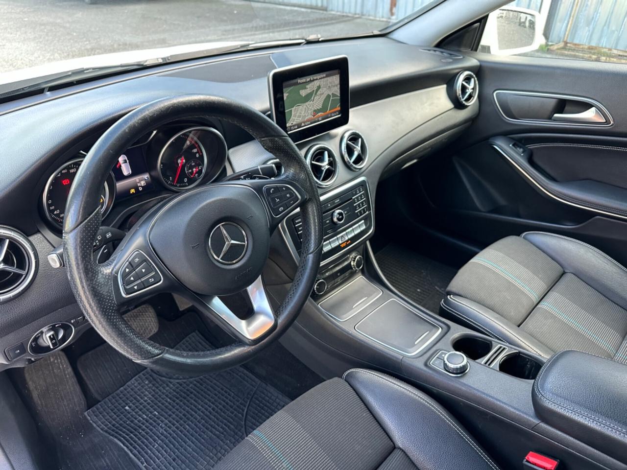 Mercedes-benz CLA 200 D shooting break premium