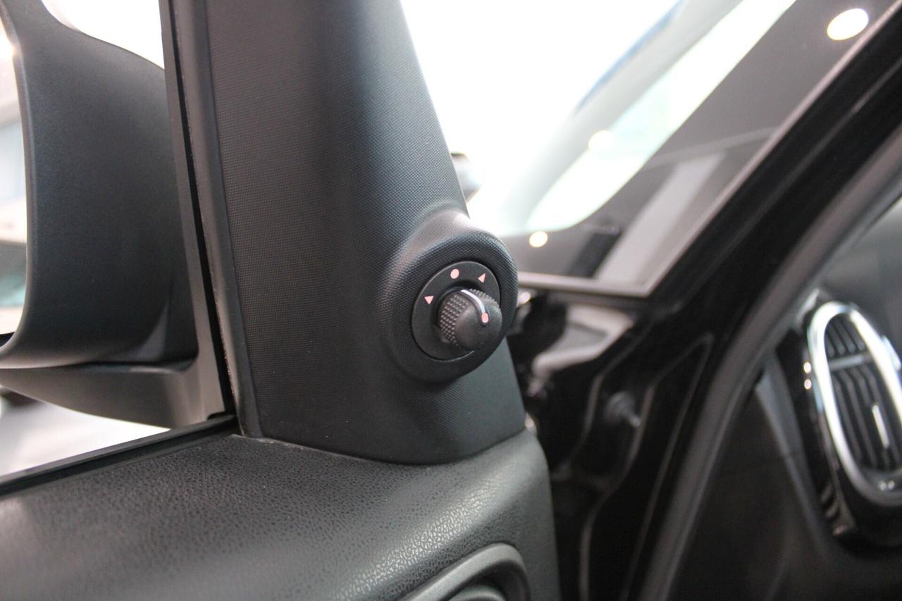 FIAT 500L 1.6 Mjet Trekking - 2013