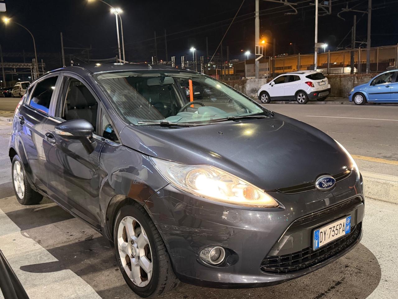 Ford Fiesta 1.4 5 porte benzina/gpl - 2010