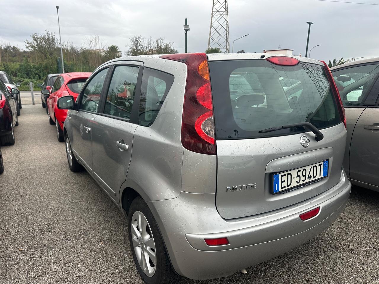 Nissan Note 1.4 benzina 2010