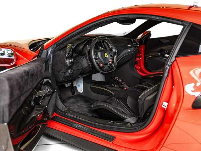 Ferrari 488 Pista
