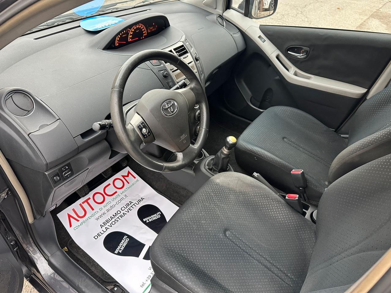 Toyota Yaris 1.0 5 porte Sol