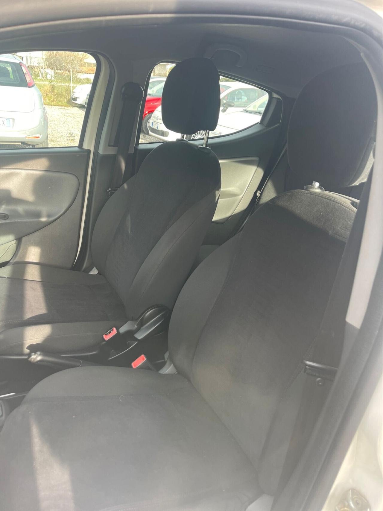 Lancia Ypsilon 1.3 MJT 16V 95 CV 5 porte S&S Gold