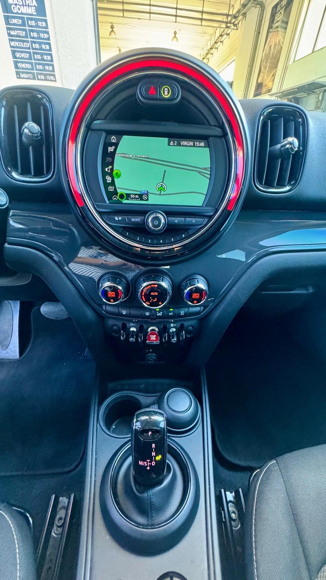 Mini Cooper D Countryman 1.5 Hype