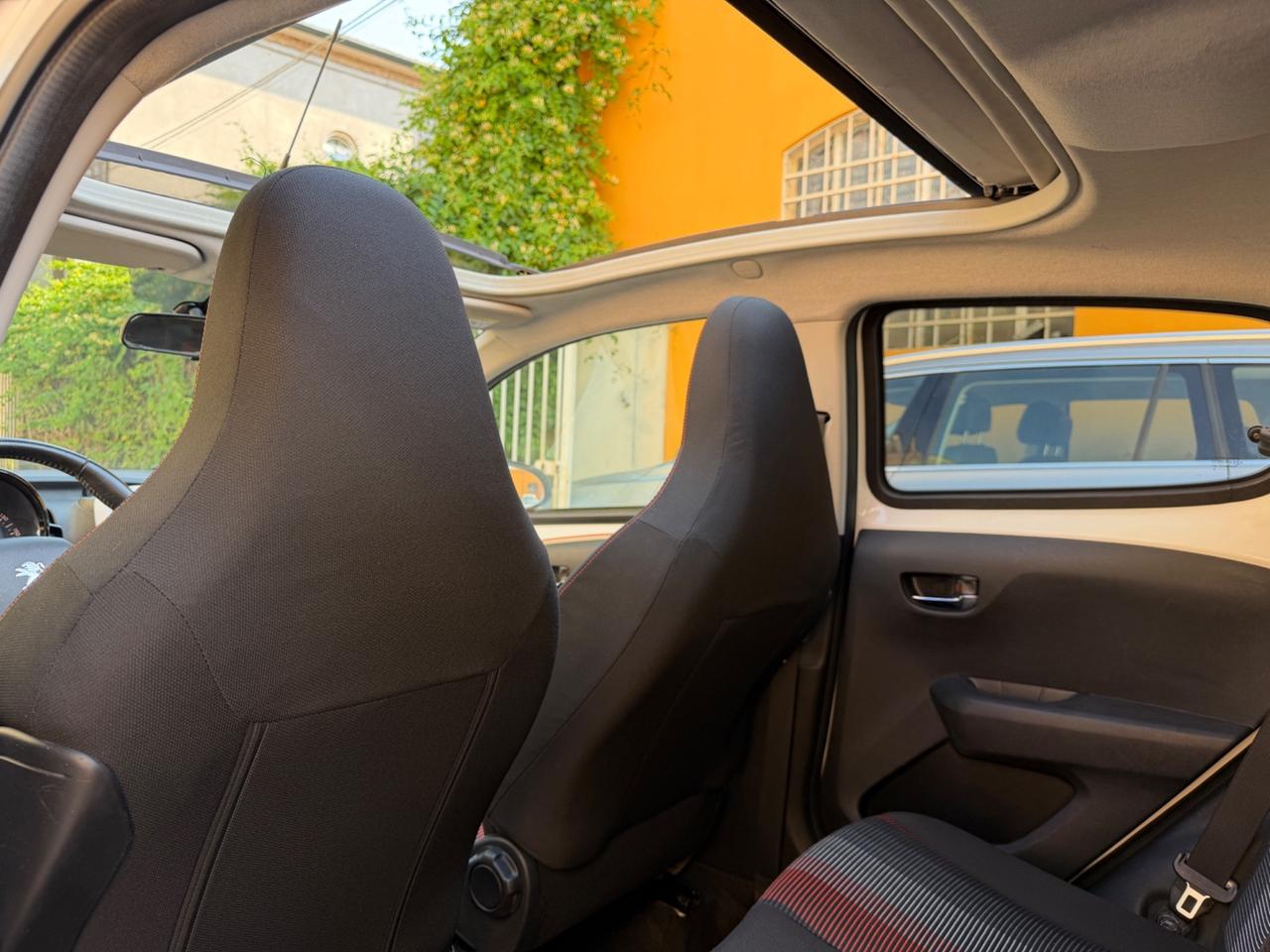 Peugeot 108 VTi 68 5 porte Roland Garros TOP!