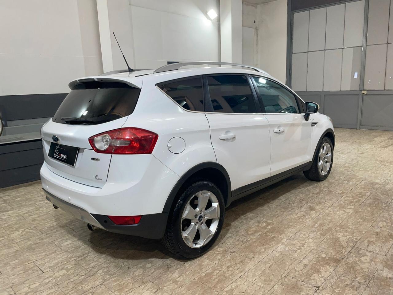 Ford Kuga 2.0 TDCi 136 CV 4WD Titanium DPF