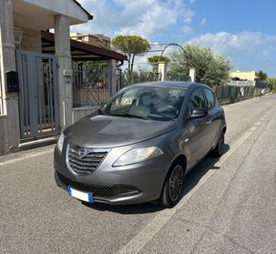 Lancia Ypsilon 1.2 69 CV 5 porte