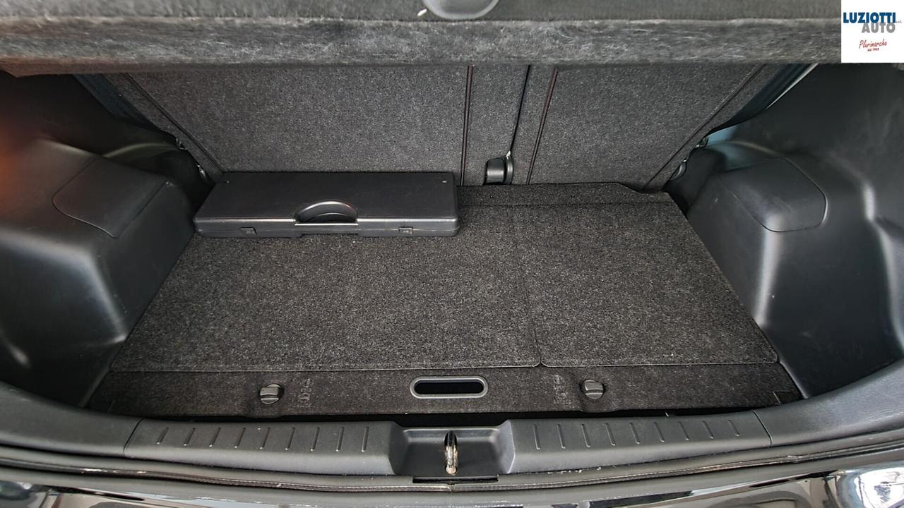 Toyota Yaris 1.3 5P LUNA