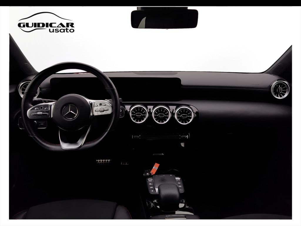 Mercedes-Benz Classe A - W177 2018 - A 180 d Premium auto