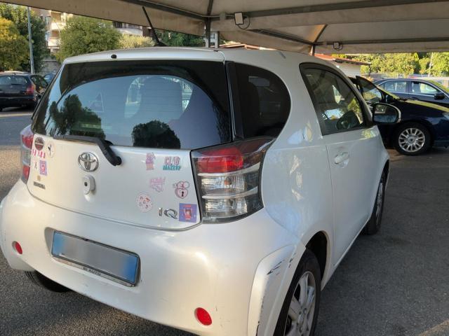TOYOTA iQ 1.0