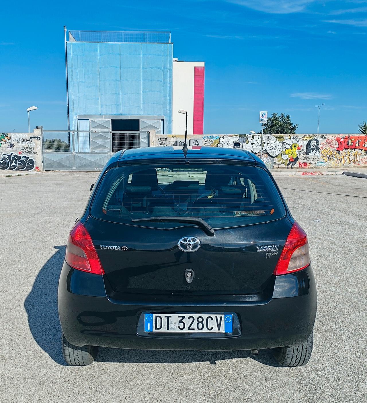 Toyota Yaris 1.0 5 porte Now UNIPROPRIETARIO prezzo PROMO