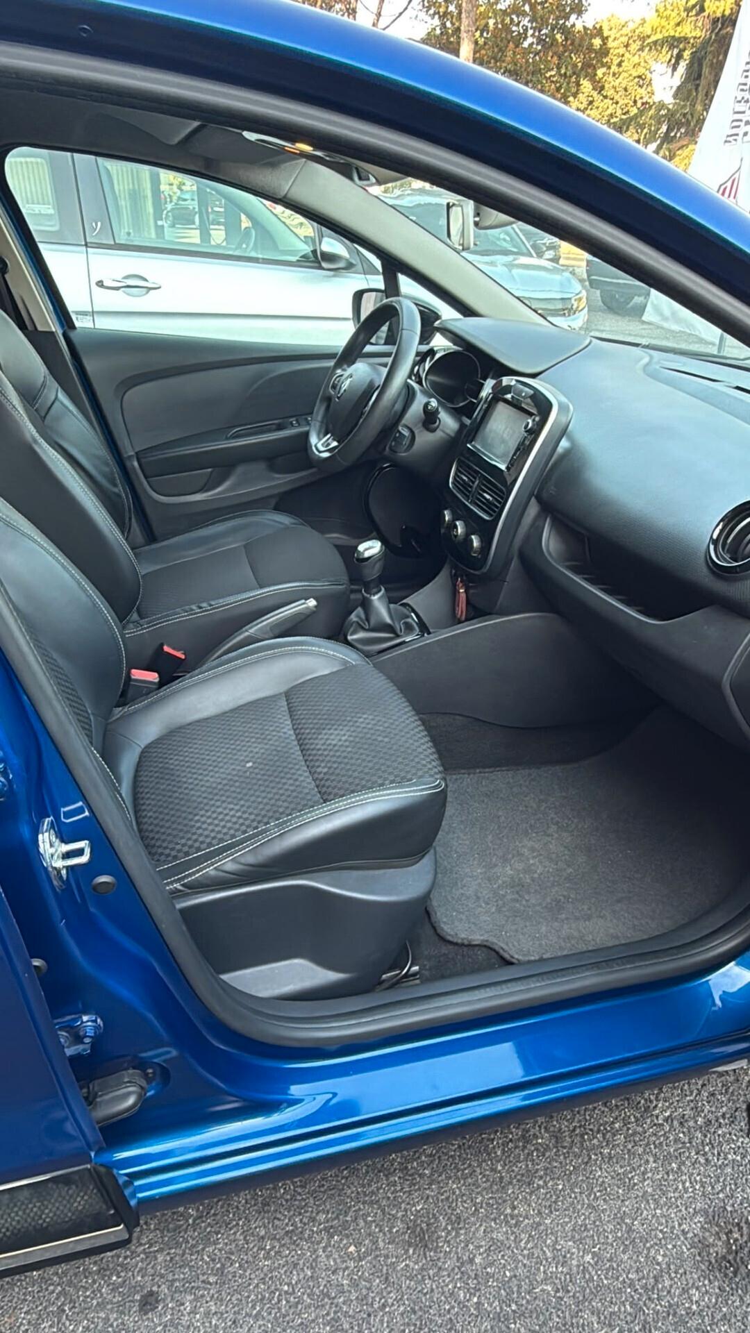 Renault Clio dCi 8V 90 CV 5 porte Duel2