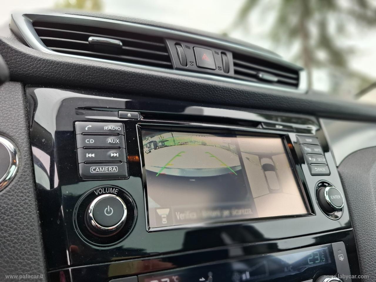 NISSAN Qashqai 1.5 dCi N-Connecta