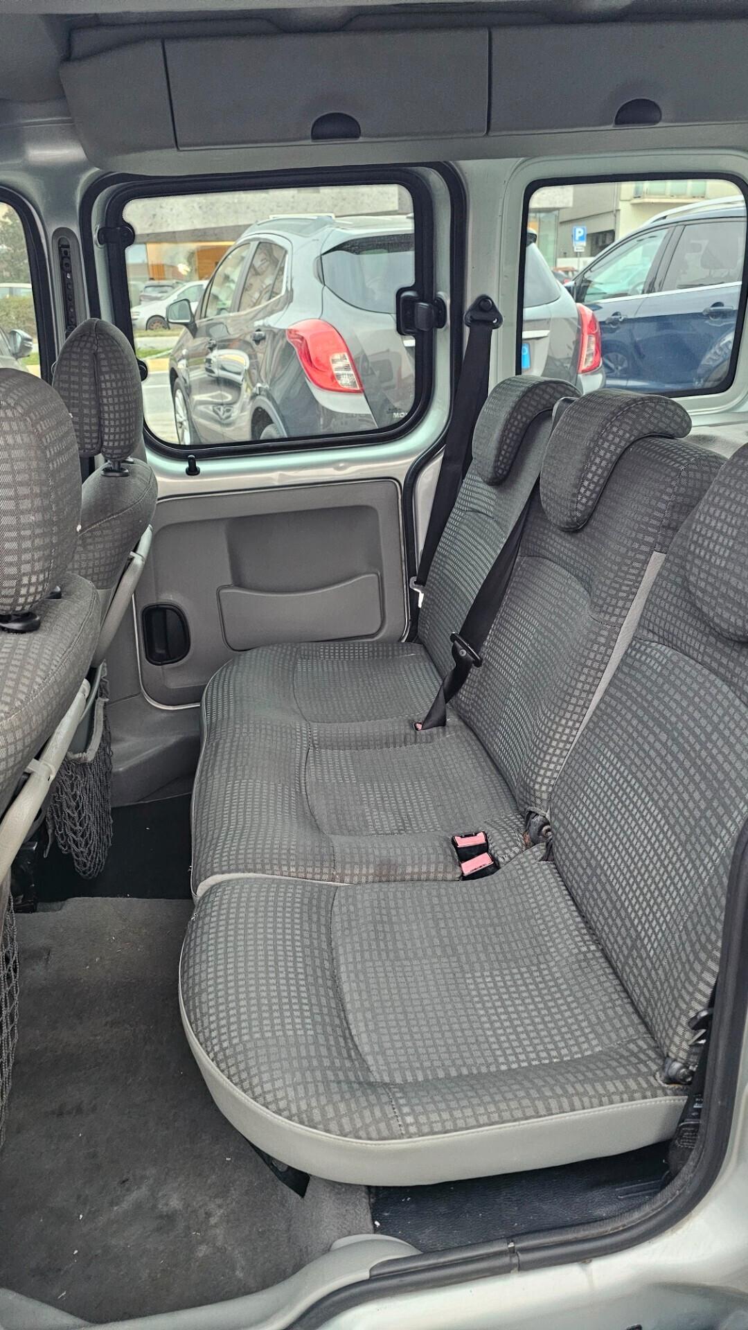 Renault Kangoo 1.6 16V 5p. BenzMetano Luxe