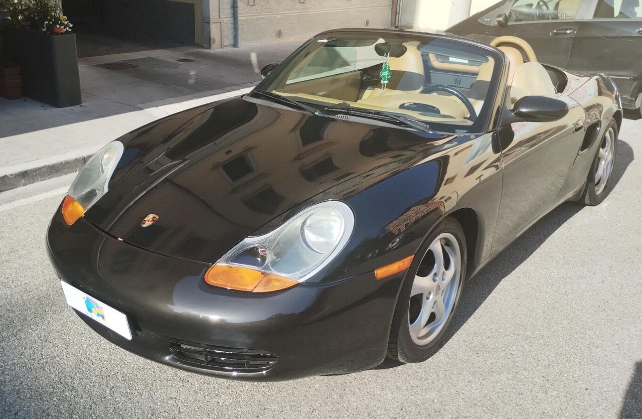 Porsche Boxster 2.5i 24V cat