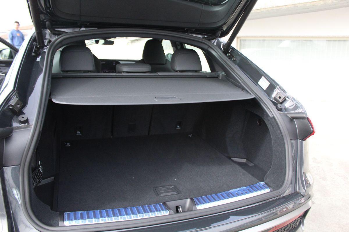 AUDI - Q5 Sportback - 2.0 tdi mhev S line edition quattro 204cv s-tronic