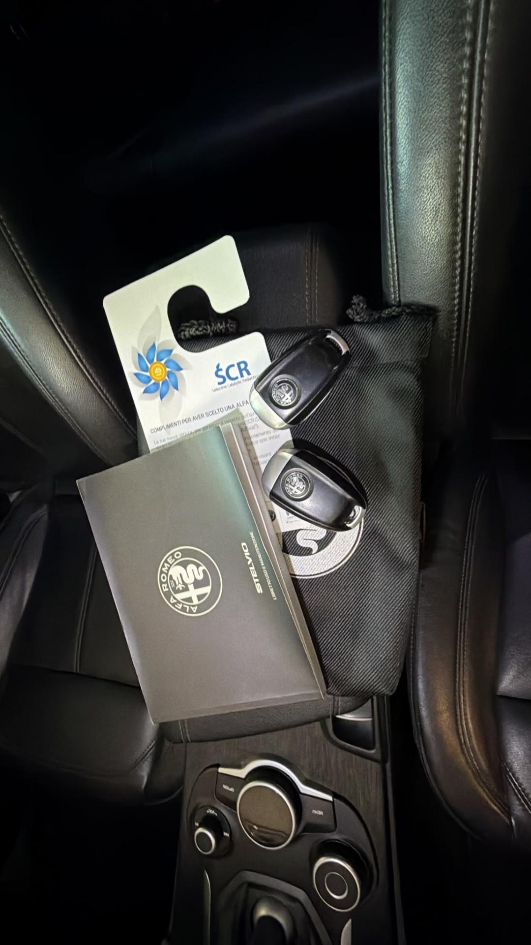 Alfa Romeo Stelvio 2.2 Turbodiesel 190 CV AT8 Q4 Sport-Tech