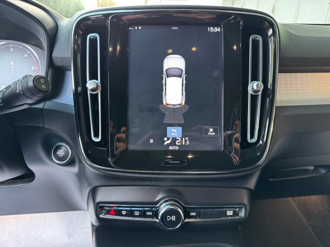 Volvo XC40 D3 AWD MOMENTUM GEART 1P GARANZIA24MESI