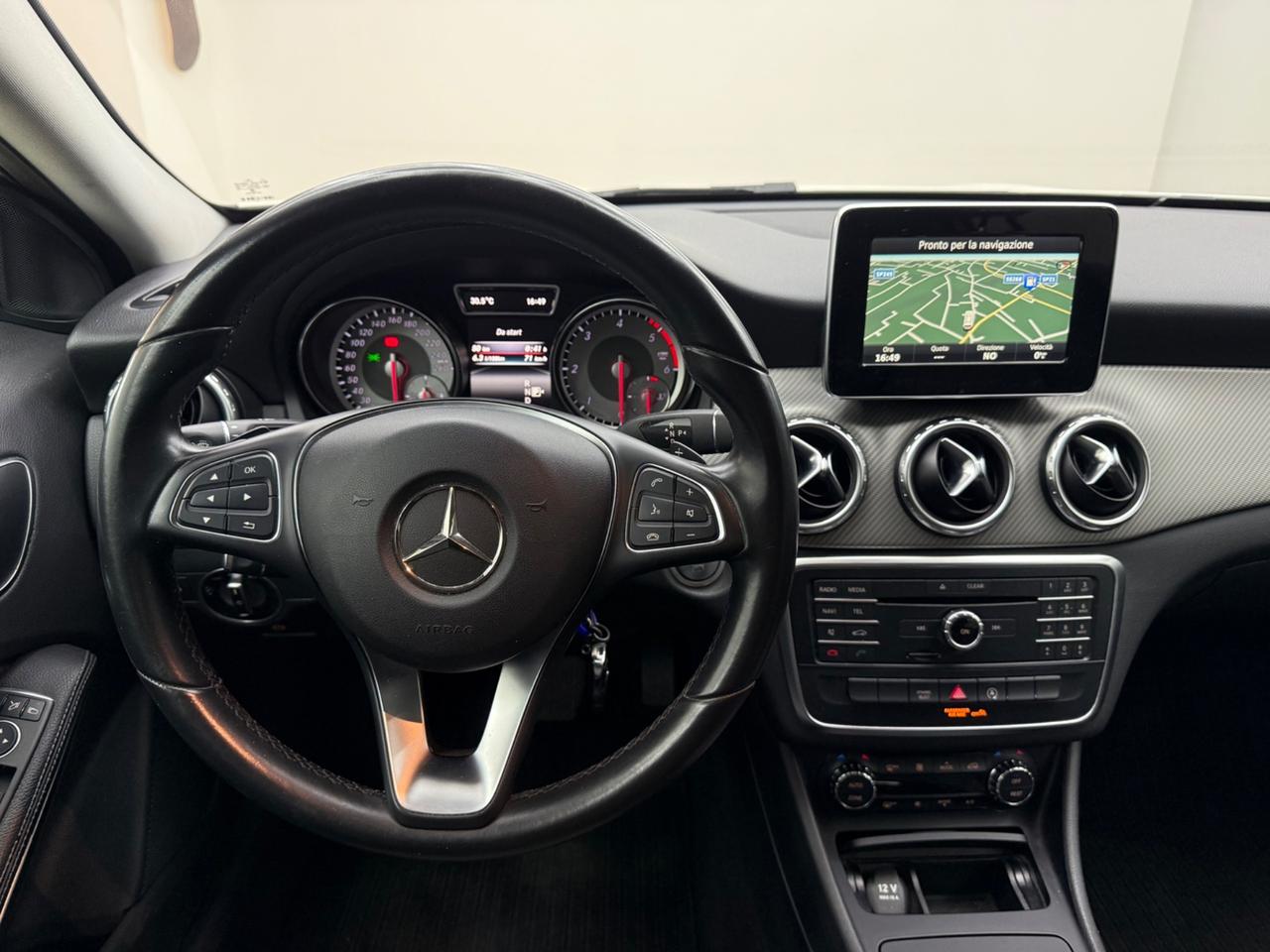 Mercedes-benz GLA 200 180 d Sport ITA UFF COME NUOVA