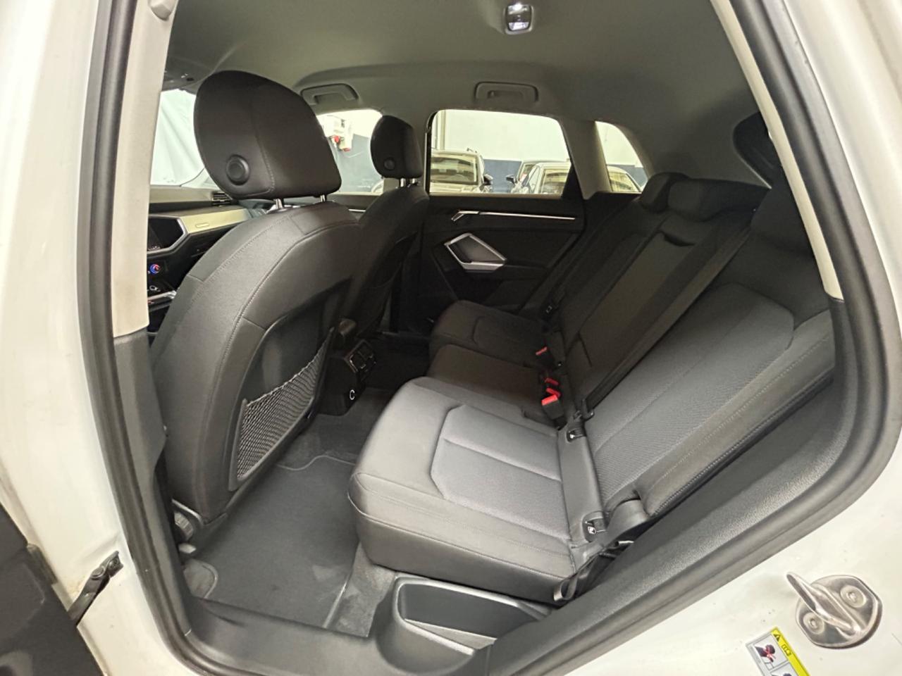 Audi Q3 35 TDI S tronic Business Advanced