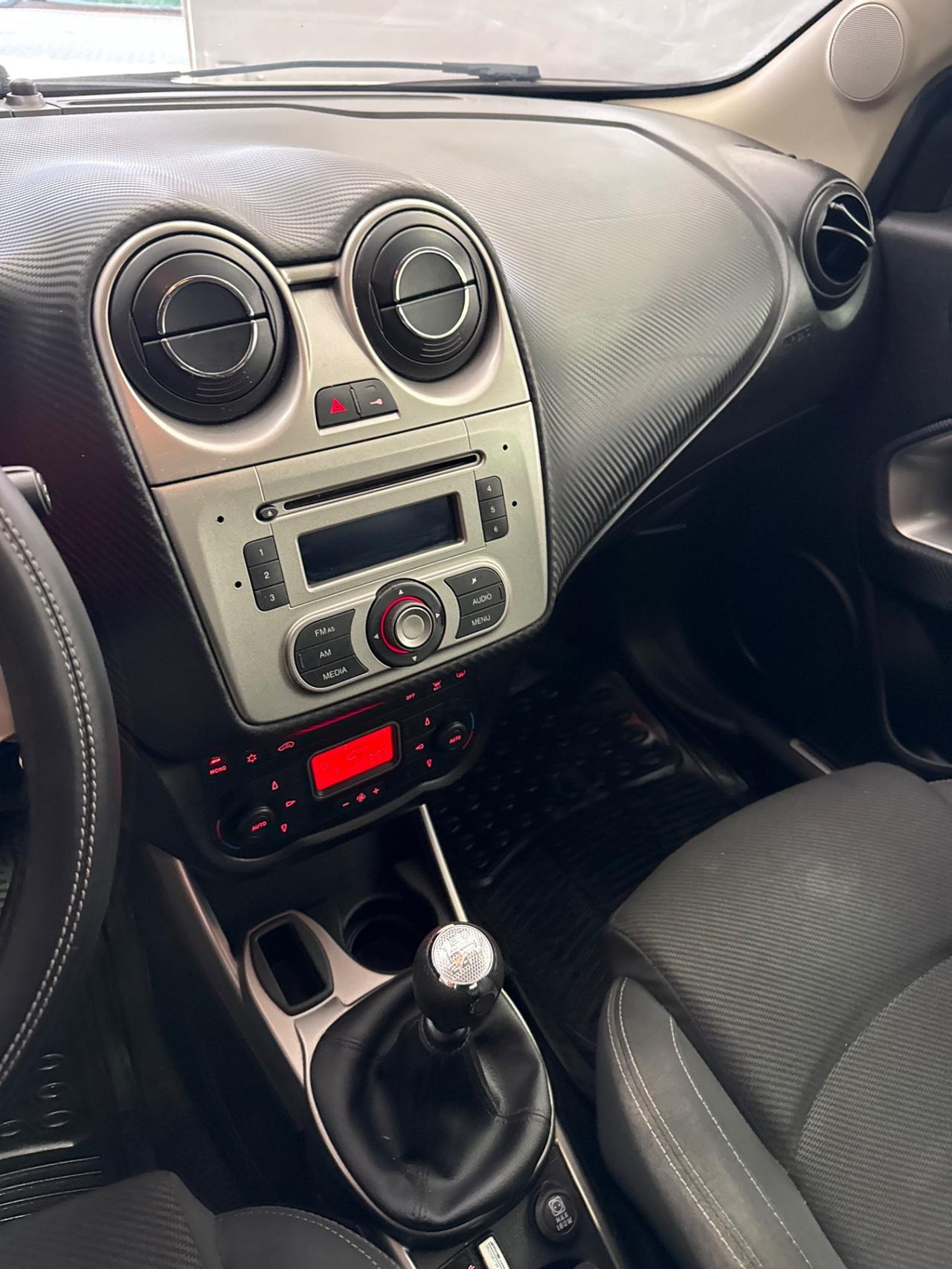 Alfa Romeo MiTo 1.4 78 CV 8V S&S Distinctive Sport Pack