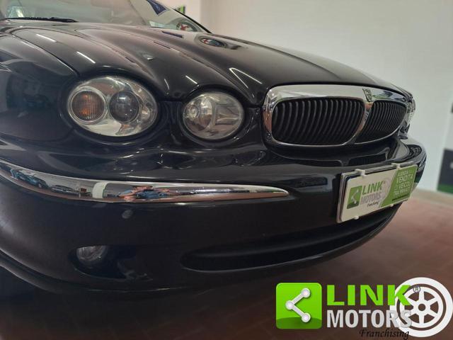 JAGUAR X-Type 4WD 2.5 V6 24V cat