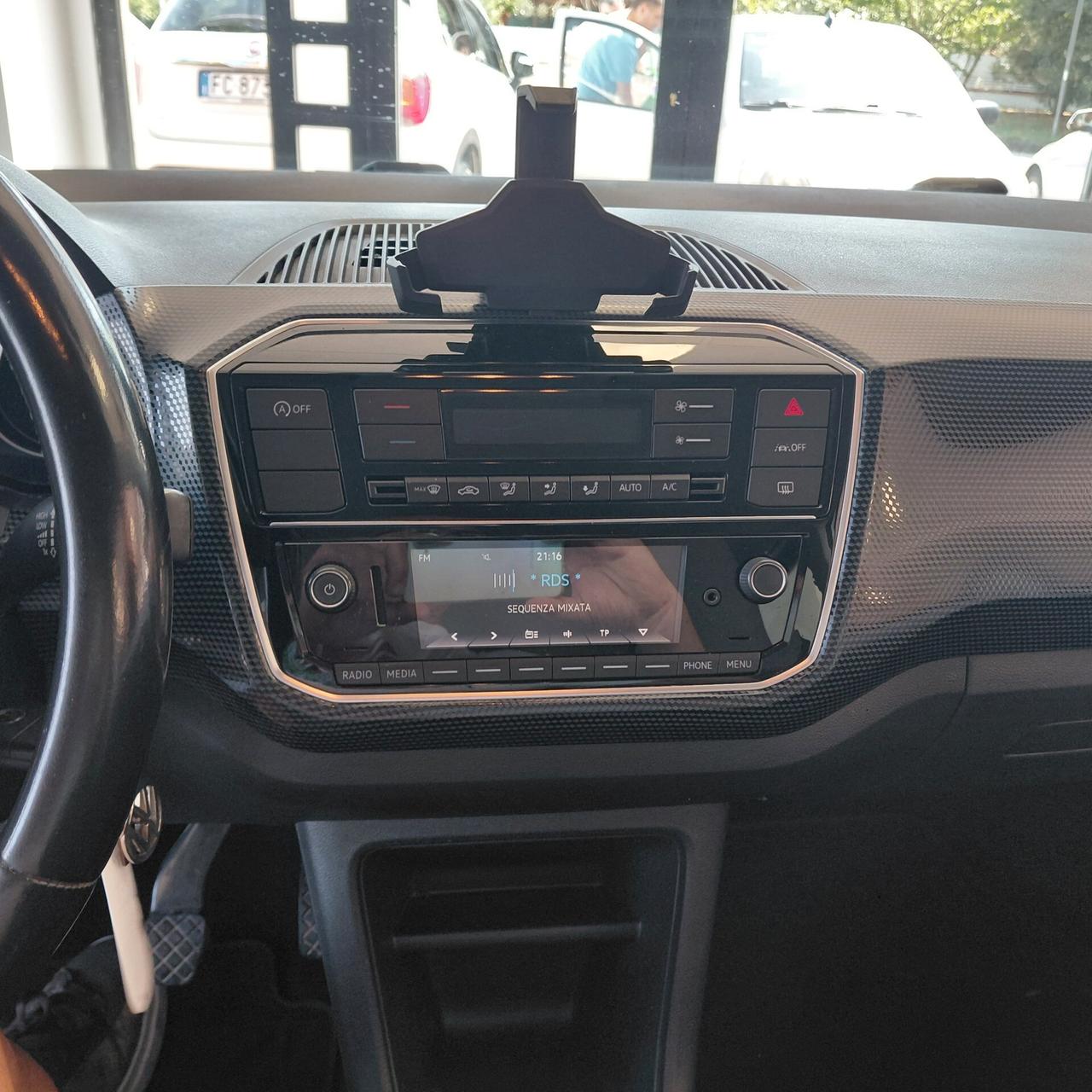 VOLKSWAGEN UP ANNO 2020 BZ METANO ADATTA NEOPATENTATI KM 100 MILA