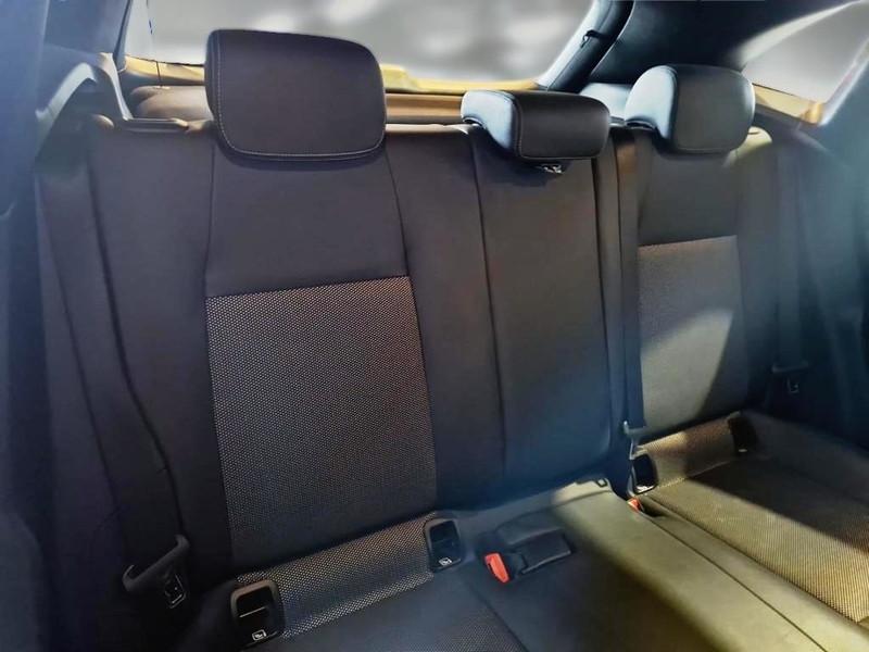 MERCEDES-BENZ GLA 180 d Automatic Business Extra