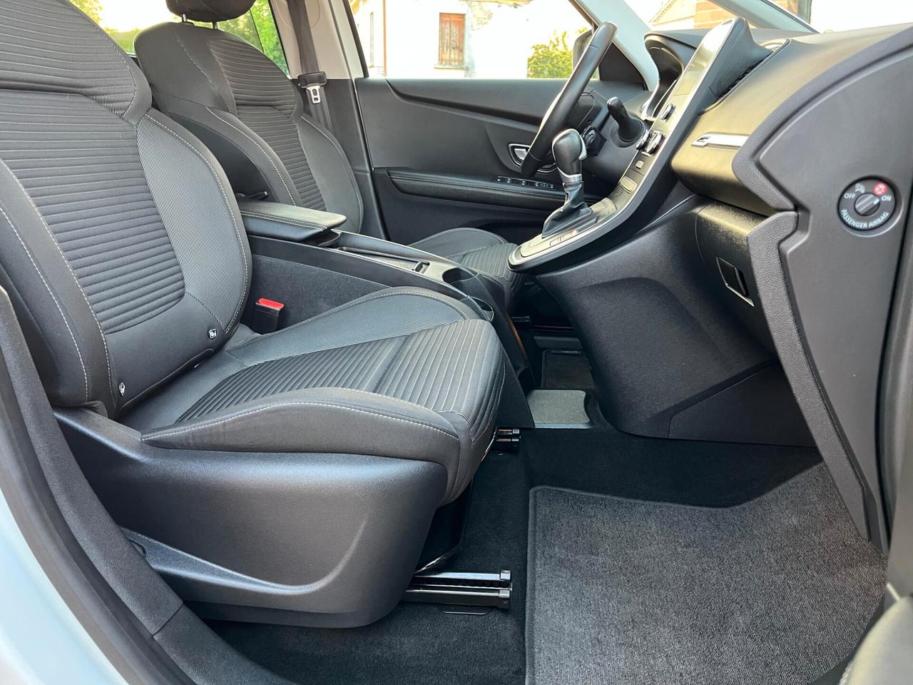 Renault Grand Scenic Blue dCi 150 CV Intens