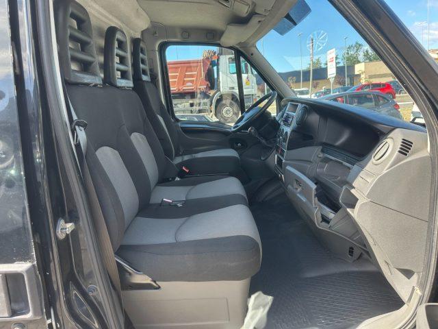 IVECO Daily 35S14 L2-H2 3.0 140CV Furgone