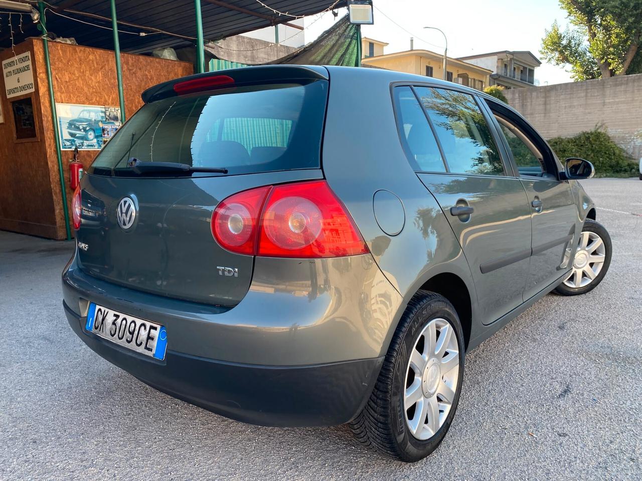 Volkswagen Golf 1.9 TDI 105cv full nuova 2004